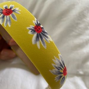 Cara NYC headband satin suede to keep from moving